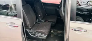 Toyota Esquire 2.0 FWD (7 seater) 2019 Brown