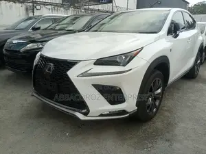 Lexus NX 300h AWD 2018 White