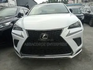 Lexus NX 300h AWD 2018 White