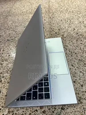 Laptop HP EliteBook 835 G7 8GB AMD Ryzen 7 SSD 256GB