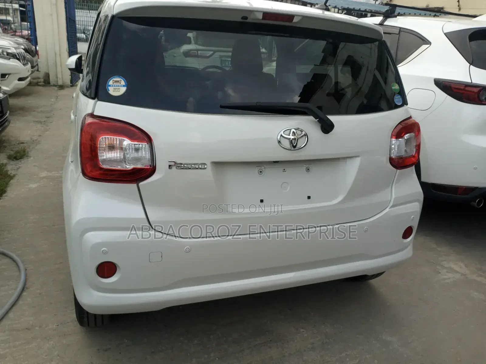 Toyota Passo 1.0 AWD 2018 White