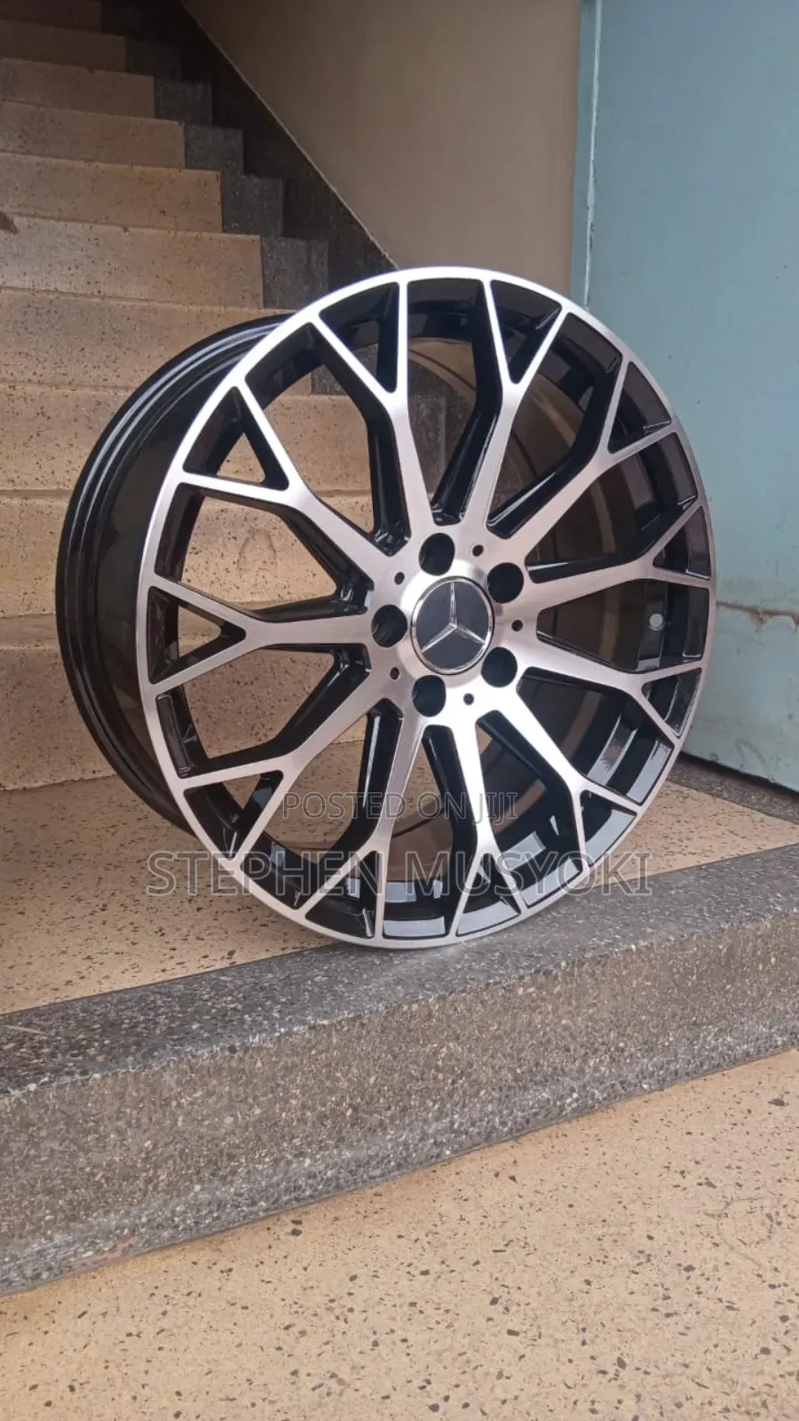 Mercedes Benz C200 Size 18/19inch Staggered Rims