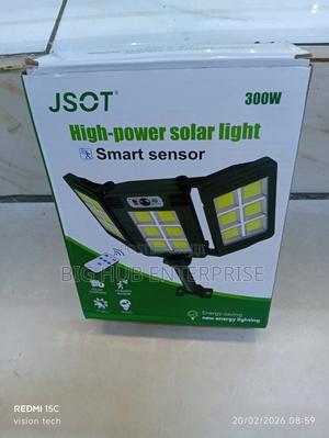 300 Watts Solar Street Lights - thumbnail 2