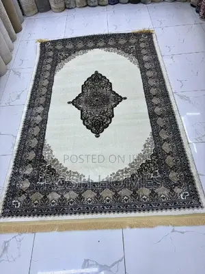 High End Shinny Silk Persian Carpets