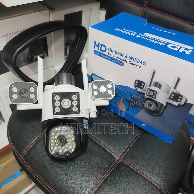 Triple Lens Wifi Camera Electric Powered PTZ Surveillance