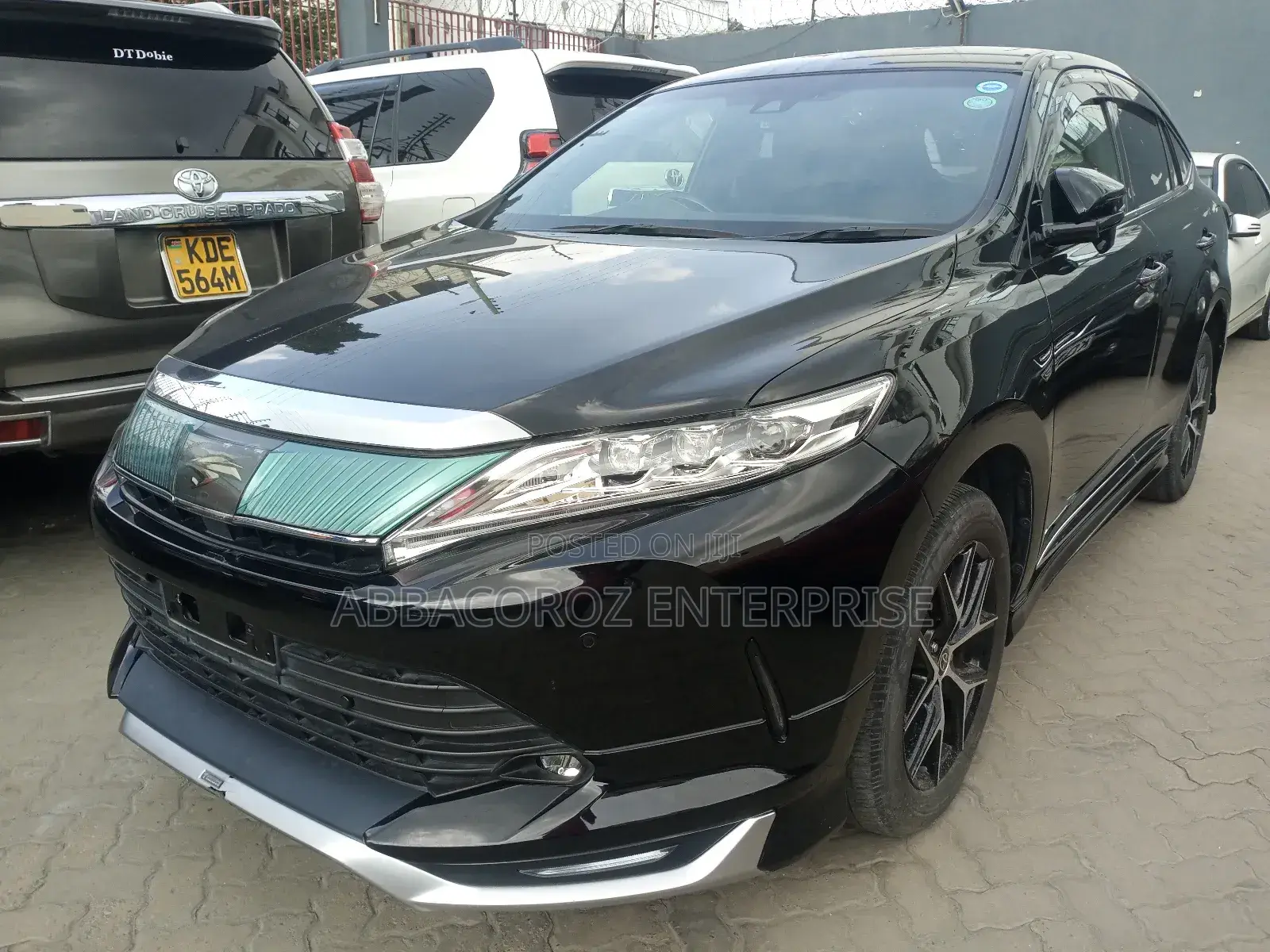 Toyota Harrier 2018 Black