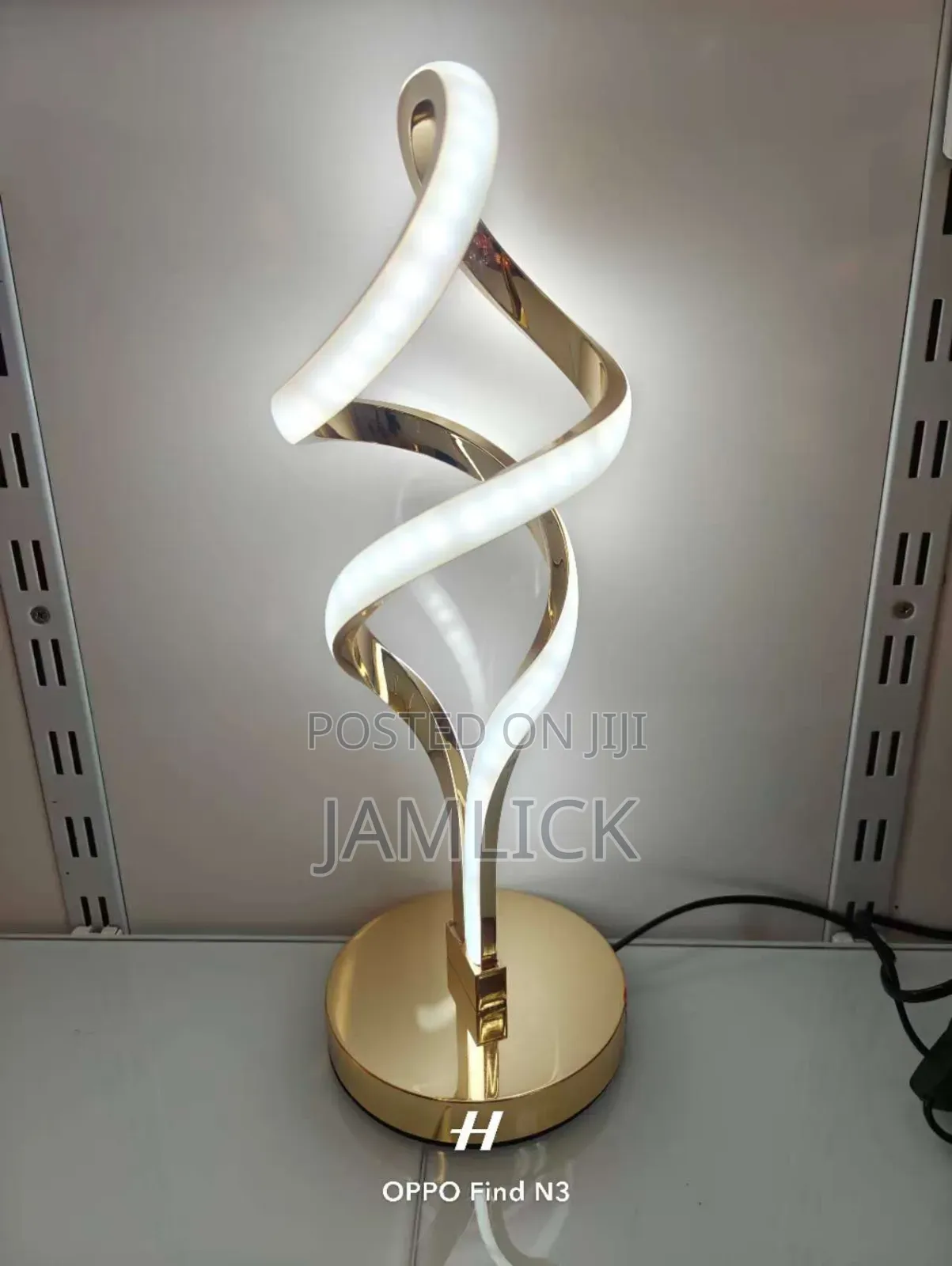 Decorative Spiral Table Lamp –Cd