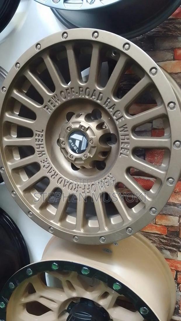 Prado Tx 17inch Offset Wheels - main view