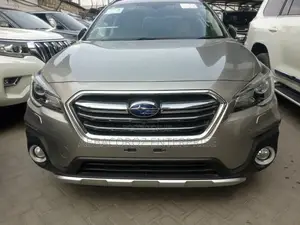 Subaru Outback 2018 Silver