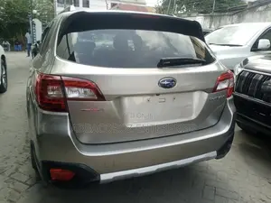 Subaru Outback 2018 Silver