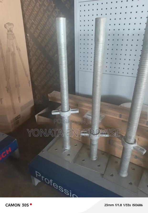 Base Jacks/Flat Jacks for Scaffold - thumbnail 2