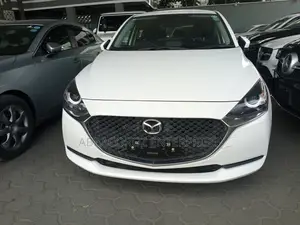 Mazda 2 2019 White