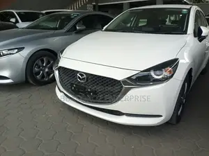 Mazda 2 2019 White