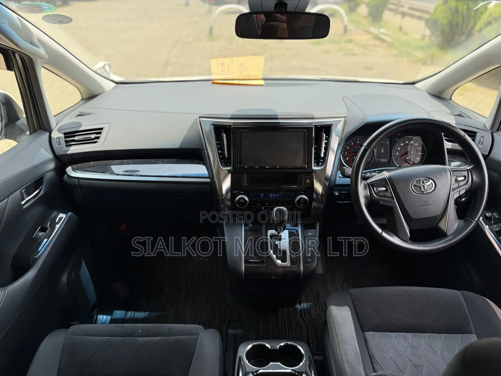 Toyota Vellfire 2019 White