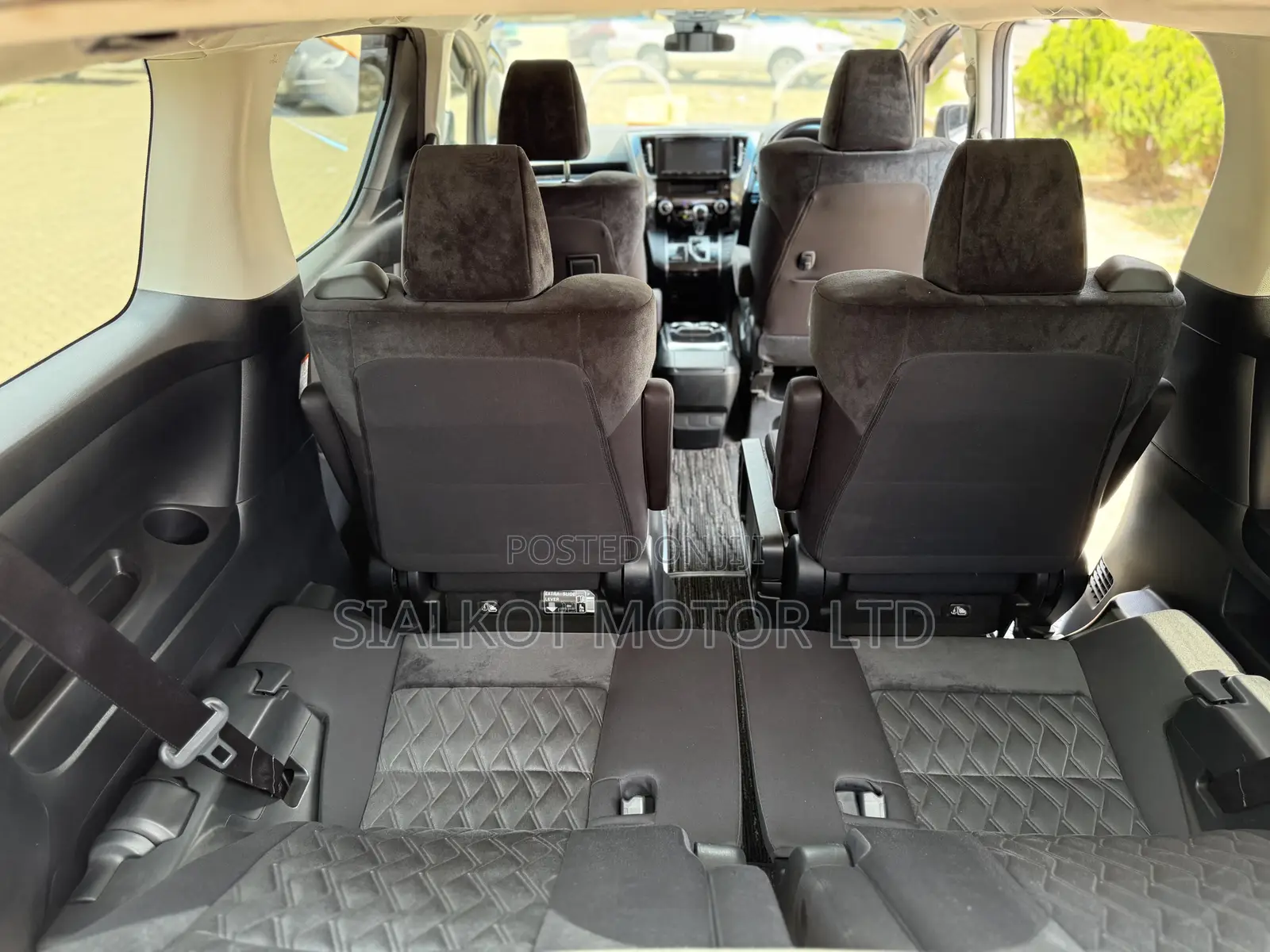 Toyota Vellfire 2019 White