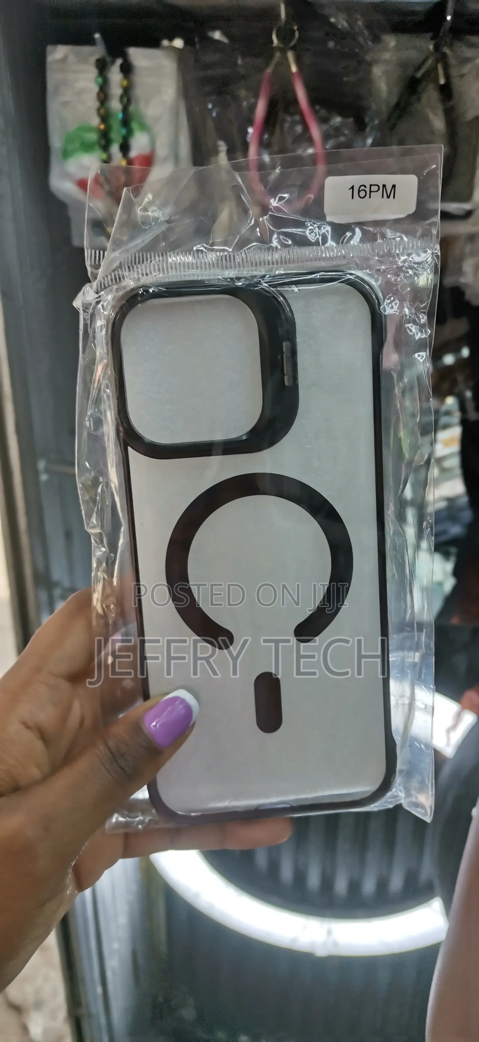 Iaiyoxi Magnetic Clear Case for iPhone 16 Pro Max -Black