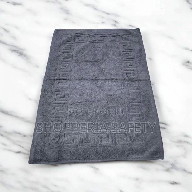 Grey Heavy Cotton Bathroom Mat