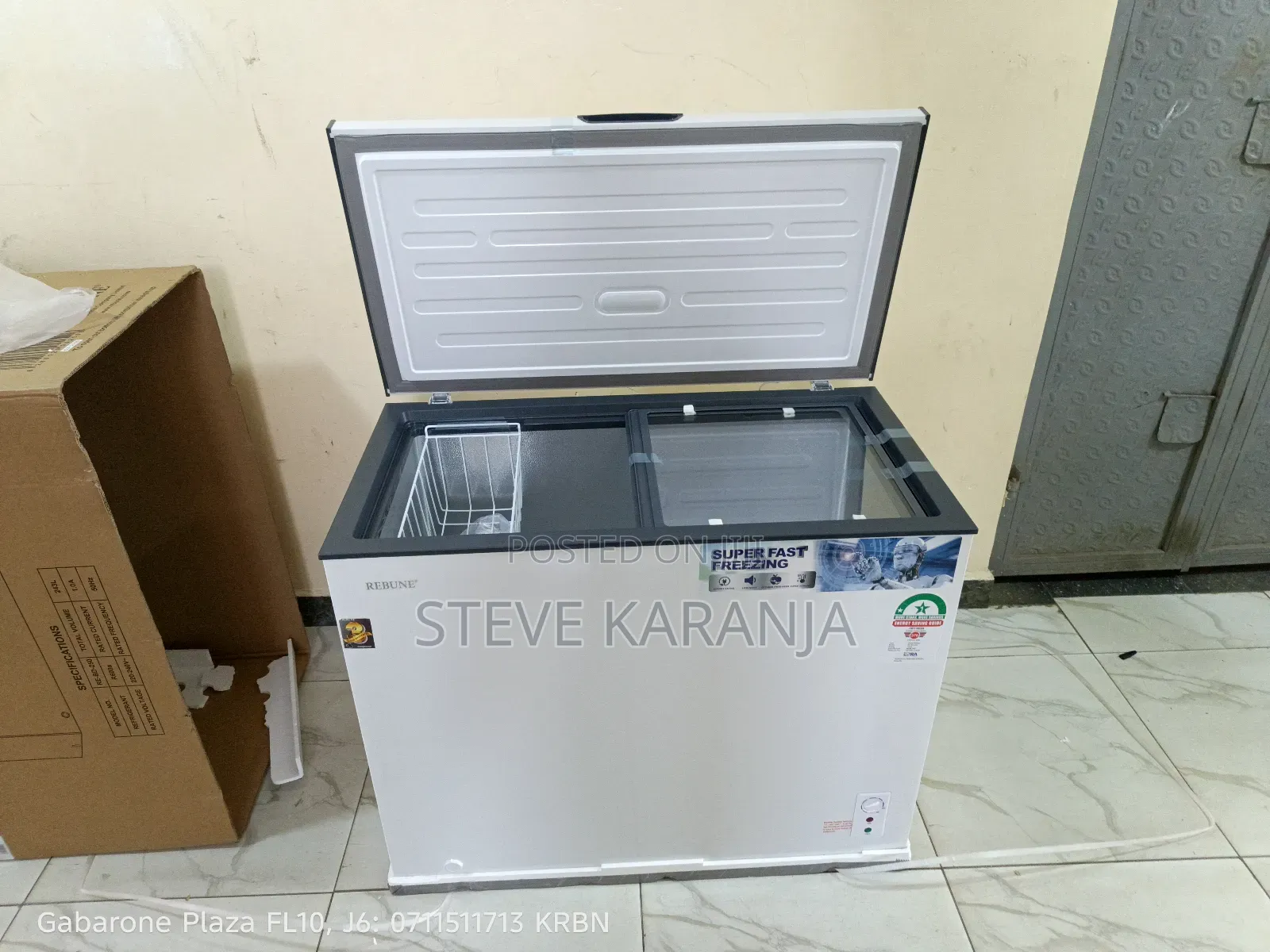 Rebune Chest Freezer 243l White