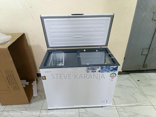 Rebune Chest Freezer 243l White - main view