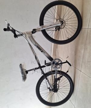 BMX Bike – Size 24 for Ages 10+ - Gn