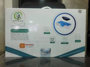 Gel Neck Pillow With Memory Form - main view