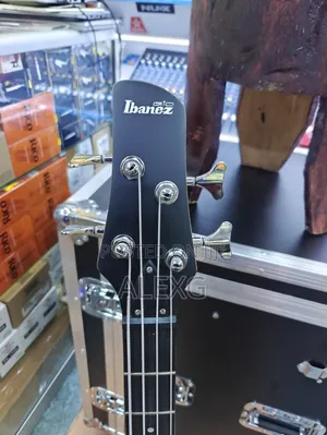 4 String Bass Guitar Ibanez