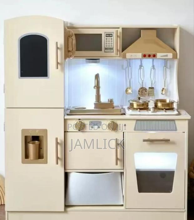 Kids Wooden Kitchen Playset –Gn - main view