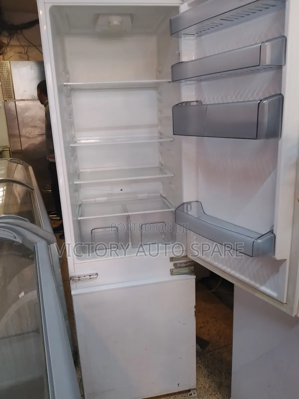 320litres Bottom Freezer Refrigerator