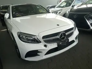 Mercedes-Benz C200 2018 White
