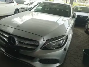 Mercedes-Benz C200 2018 Gray