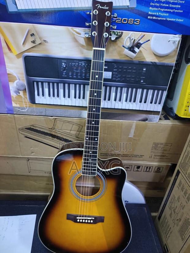 Sunburst Fender Acoustic - main view