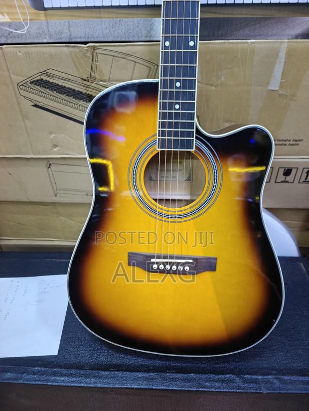 Sunburst Fender Acoustic - thumbnail 3