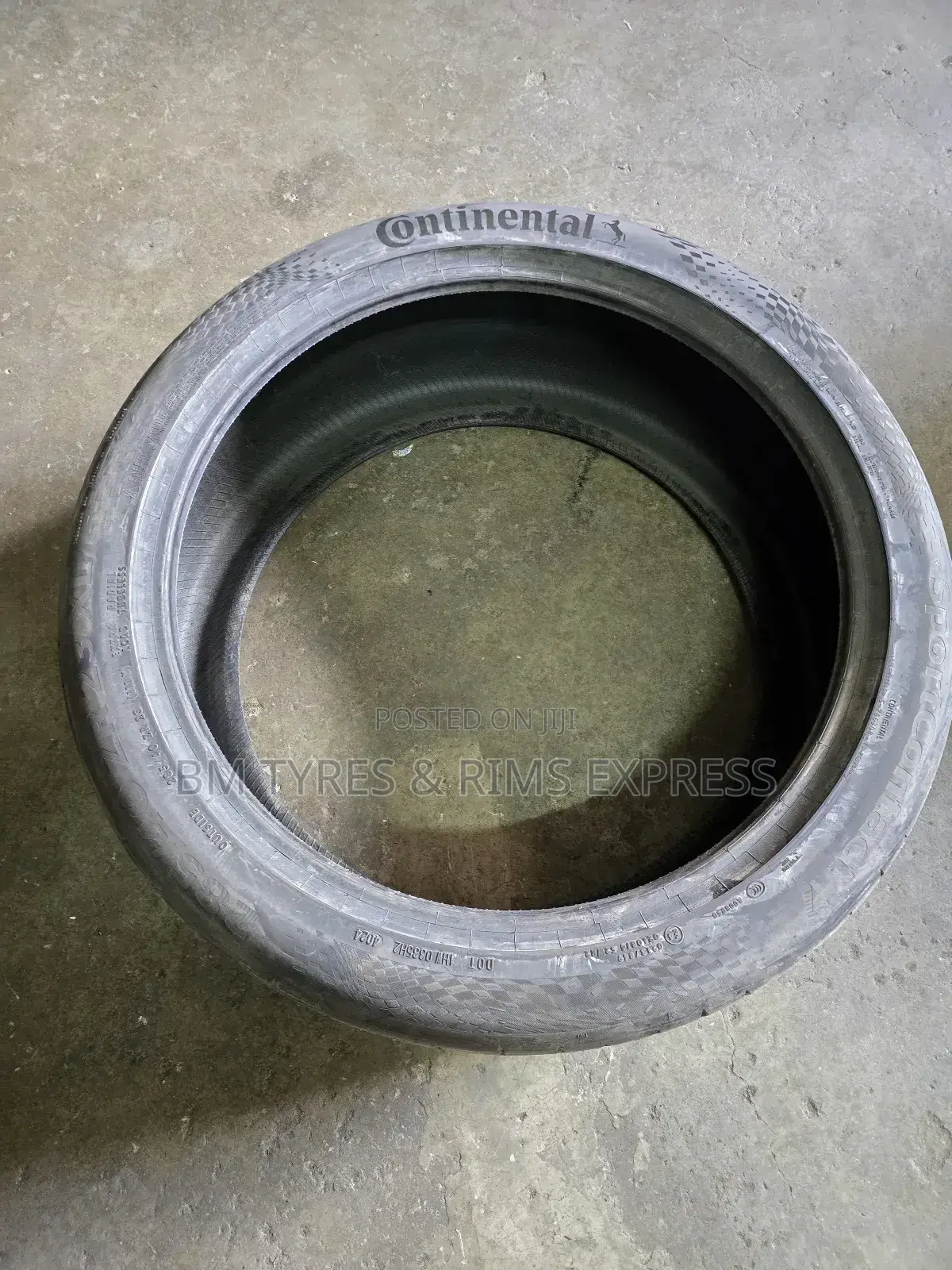 285 /40 R23 Continental Tyres.