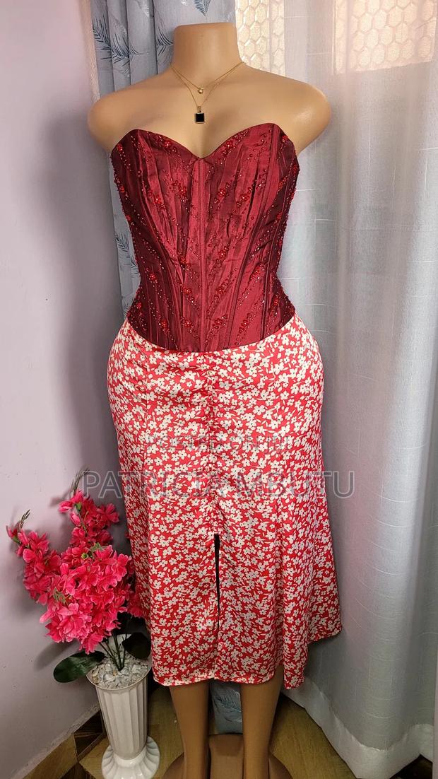 Corsets and Satin Skirts - thumbnail 4