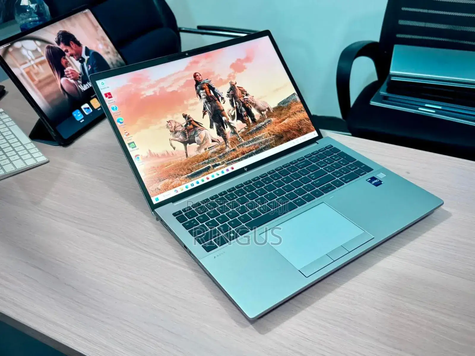 New Laptop HP ZBook Firefly 16 G10 16GB Intel Core i7 SSD 512GB