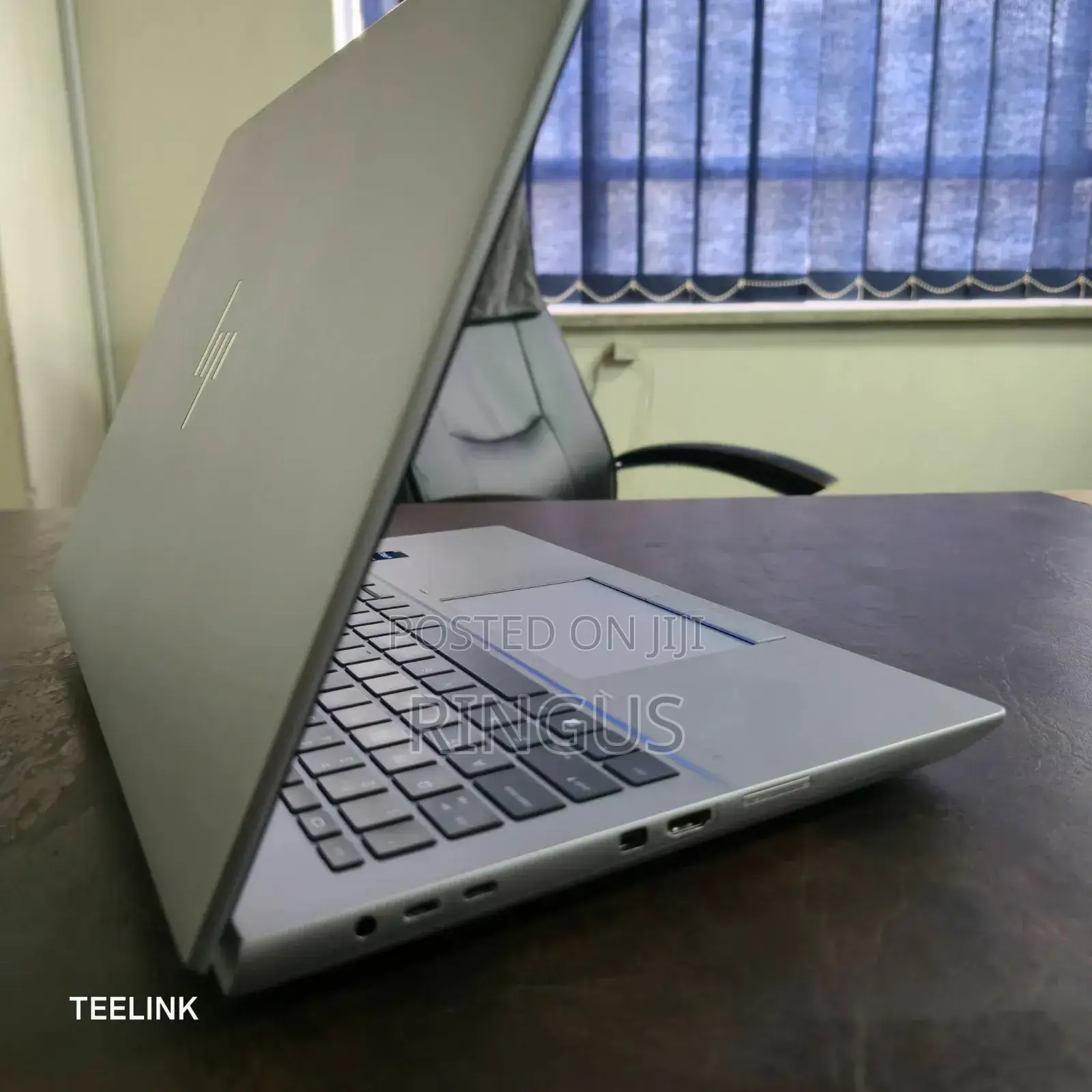 New Laptop HP ZBook Firefly 16 G10 16GB Intel Core i7 SSD 512GB