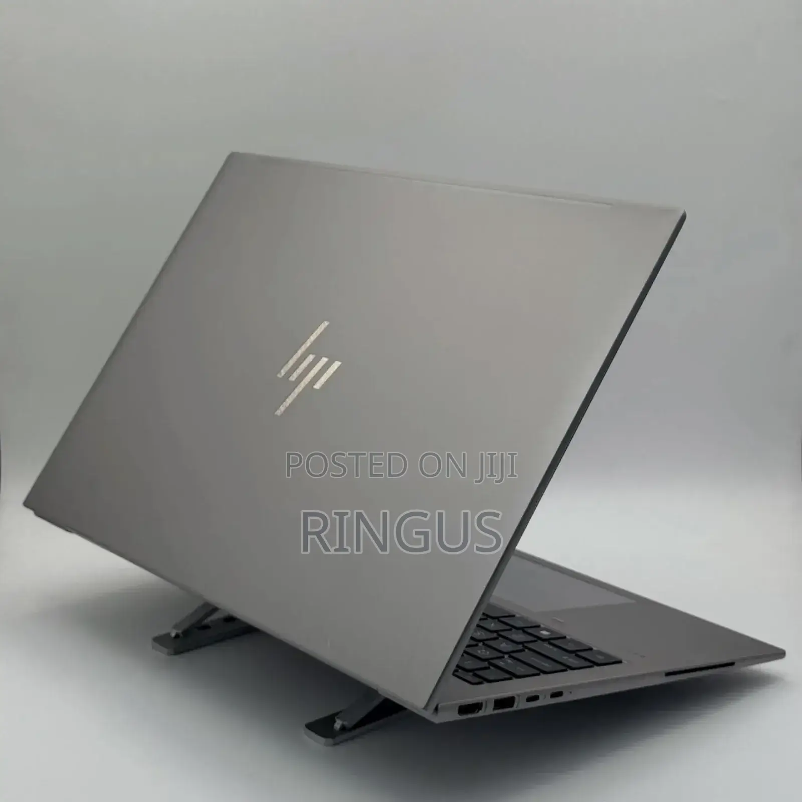 New Laptop HP ZBook Firefly 16 G10 16GB Intel Core i7 SSD 512GB