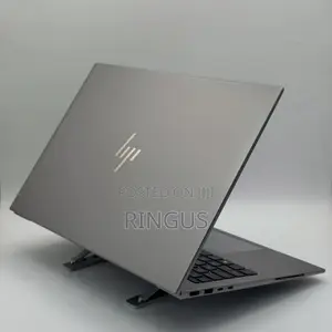 New Laptop HP ZBook Firefly 16 G10 16GB Intel Core i7 SSD 512GB