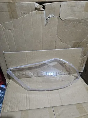 Headlight Lens Auris 2008-2010