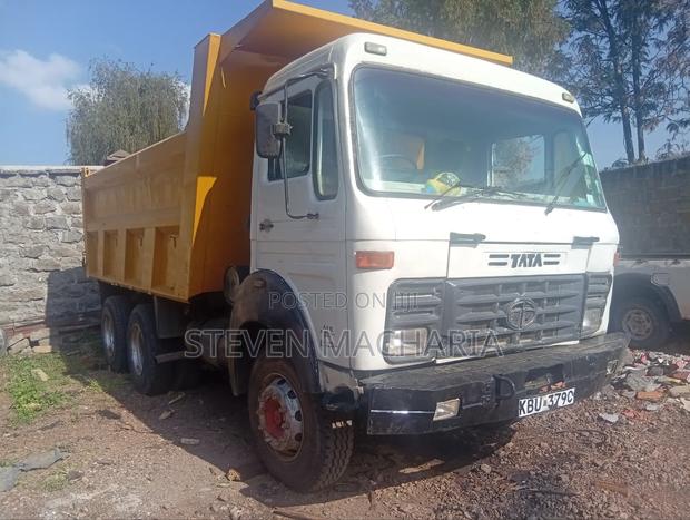 Tata Tipper 2518 - thumbnail 2