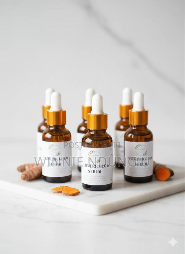 Turmeric Glow Serum With Niacinamide - main view