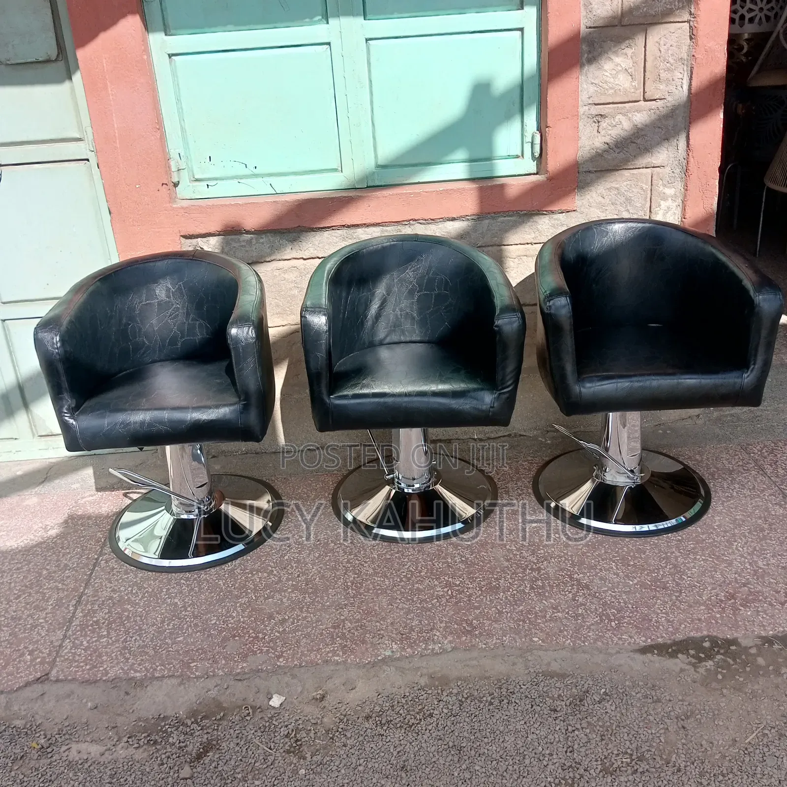Hydraulic Leather Chairs