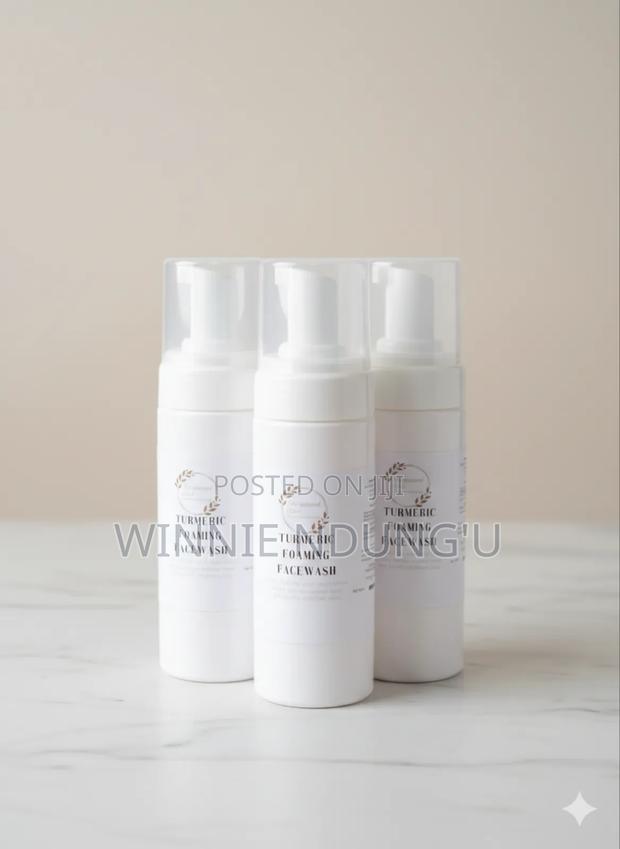 Turmeric Face Wash With Salycilic Acid
