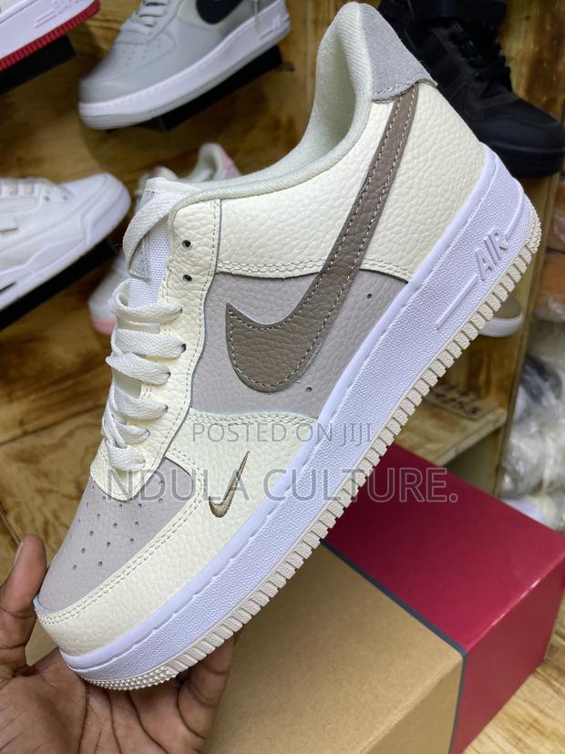 Nike Airforce 1 Customised - thumbnail 3