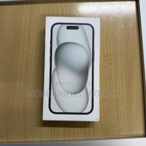 New Apple iPhone 15 128 GB Black - thumbnail 2