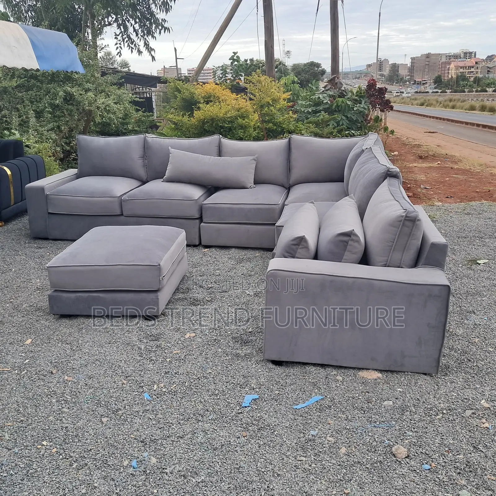 Beautiful 7 Seater L Seat