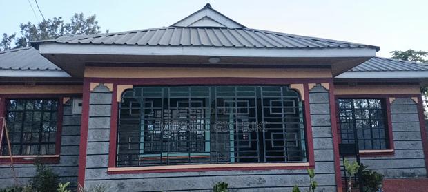 Plot and a Three Bedrooms House for Sale - thumbnail 3