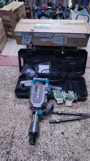 Total 1700w Demolition Breaker for Concrete and Masonry