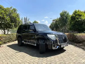 Mitsubishi Pajero V90 3.2 DI-D GL 2015 Black