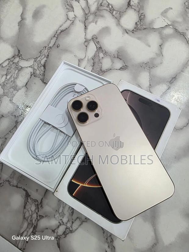 Apple iPhone 16 Pro Max 1 TB Gold - main view